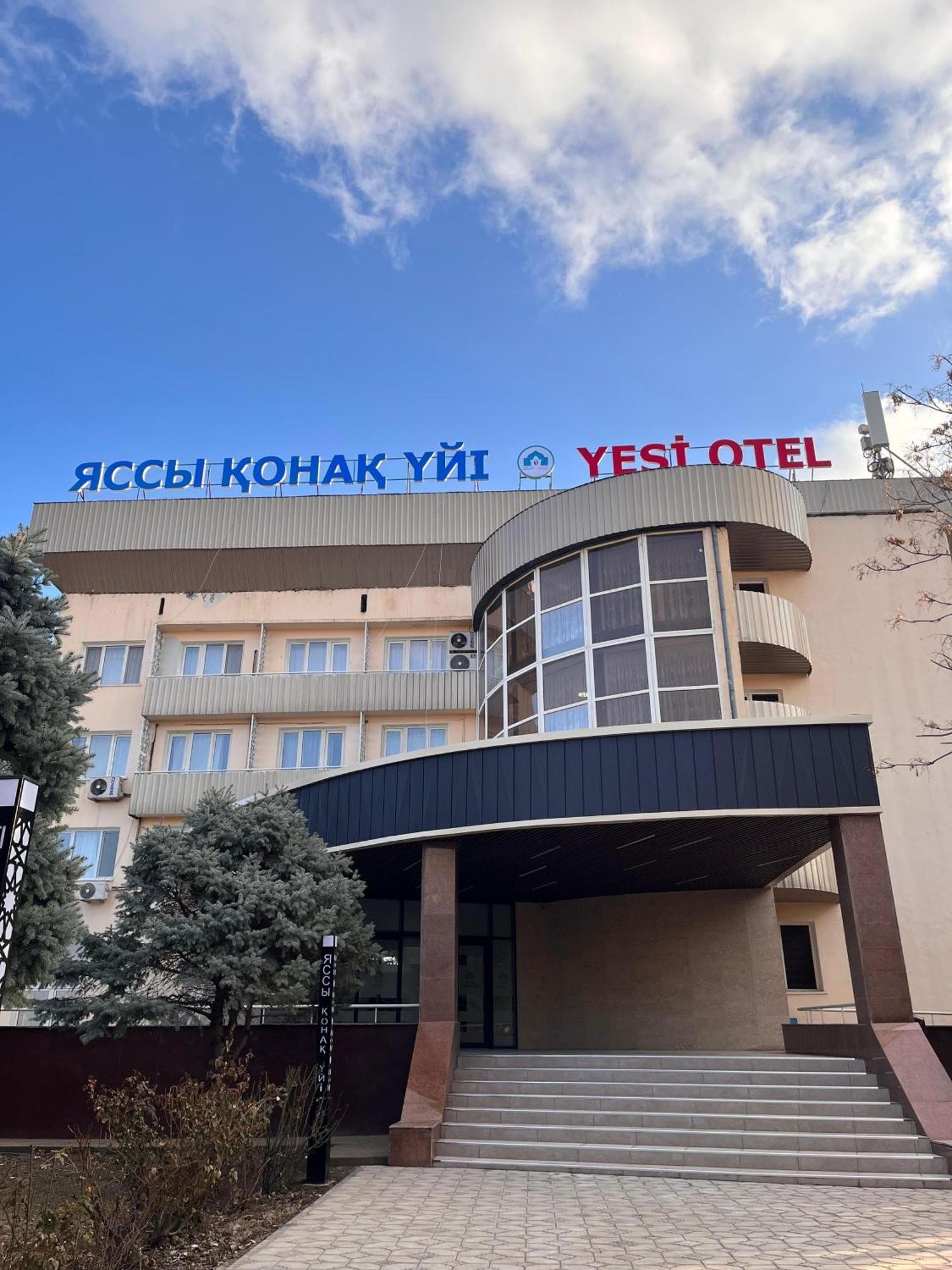 Yassy Hotel, Turkistan Exterior foto
